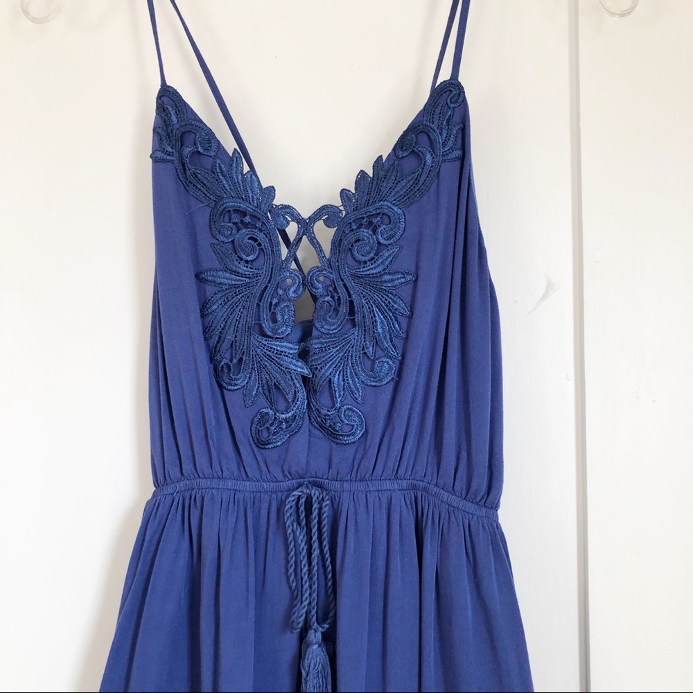 Missguided Blue Lace Mini Dress - Picture 2 of 7